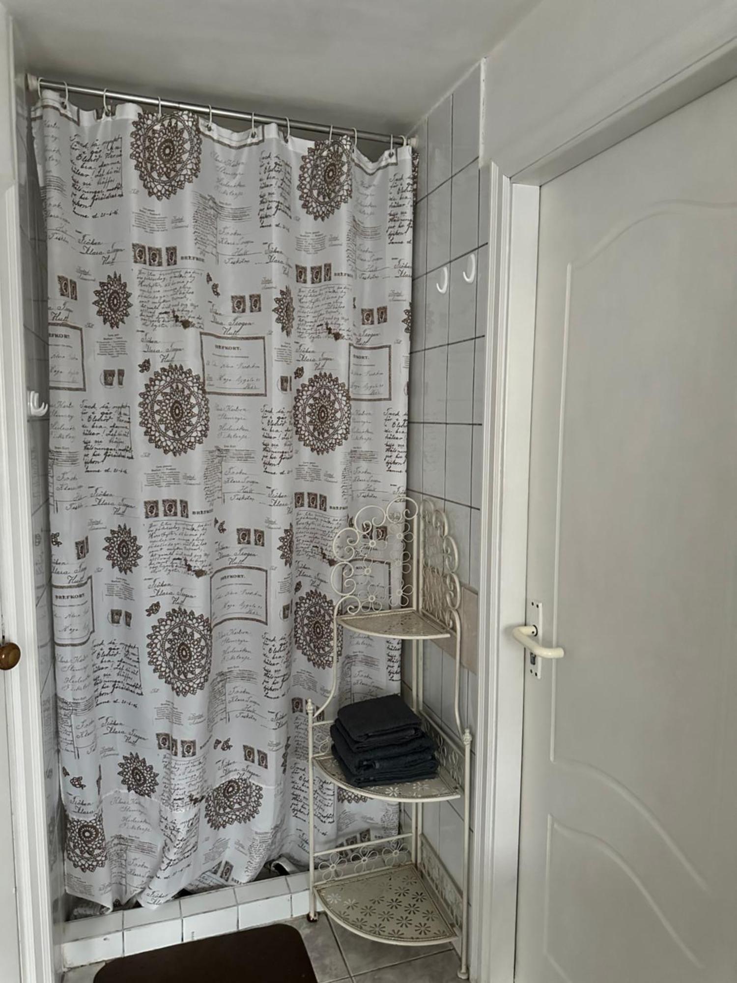 Anni Appartement Ventspils Buitenkant foto
