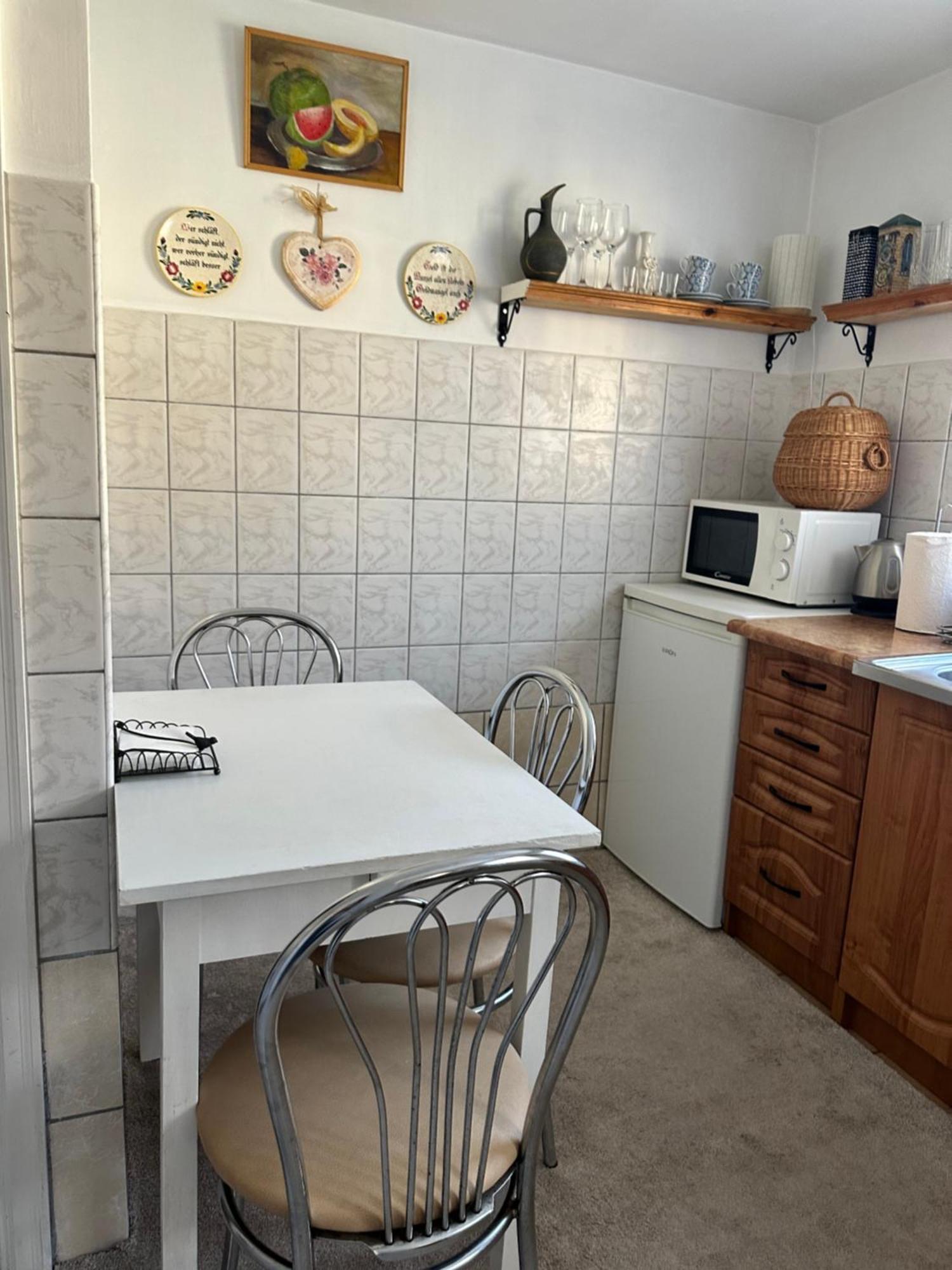 Anni Appartement Ventspils Buitenkant foto
