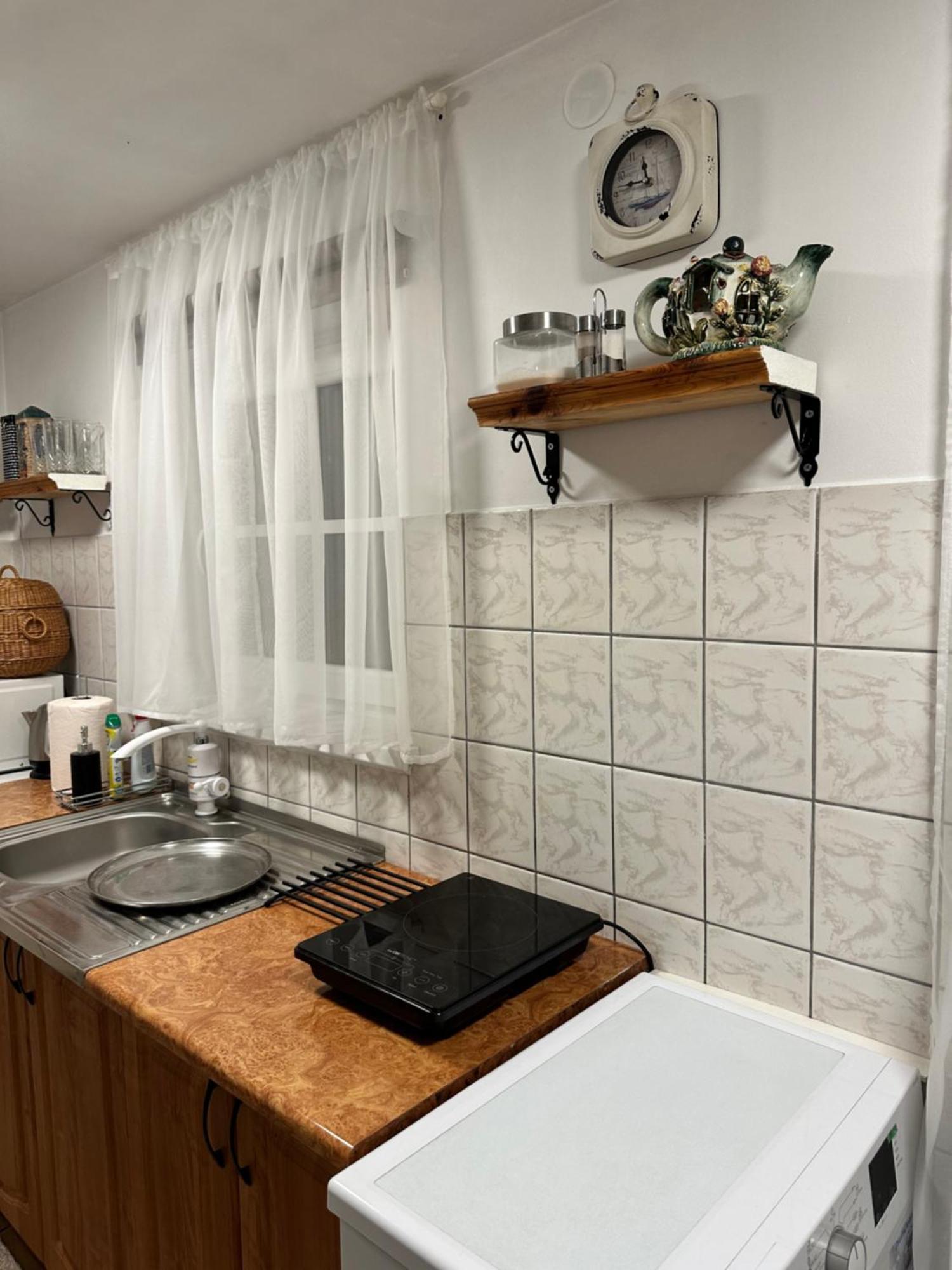 Anni Appartement Ventspils Buitenkant foto