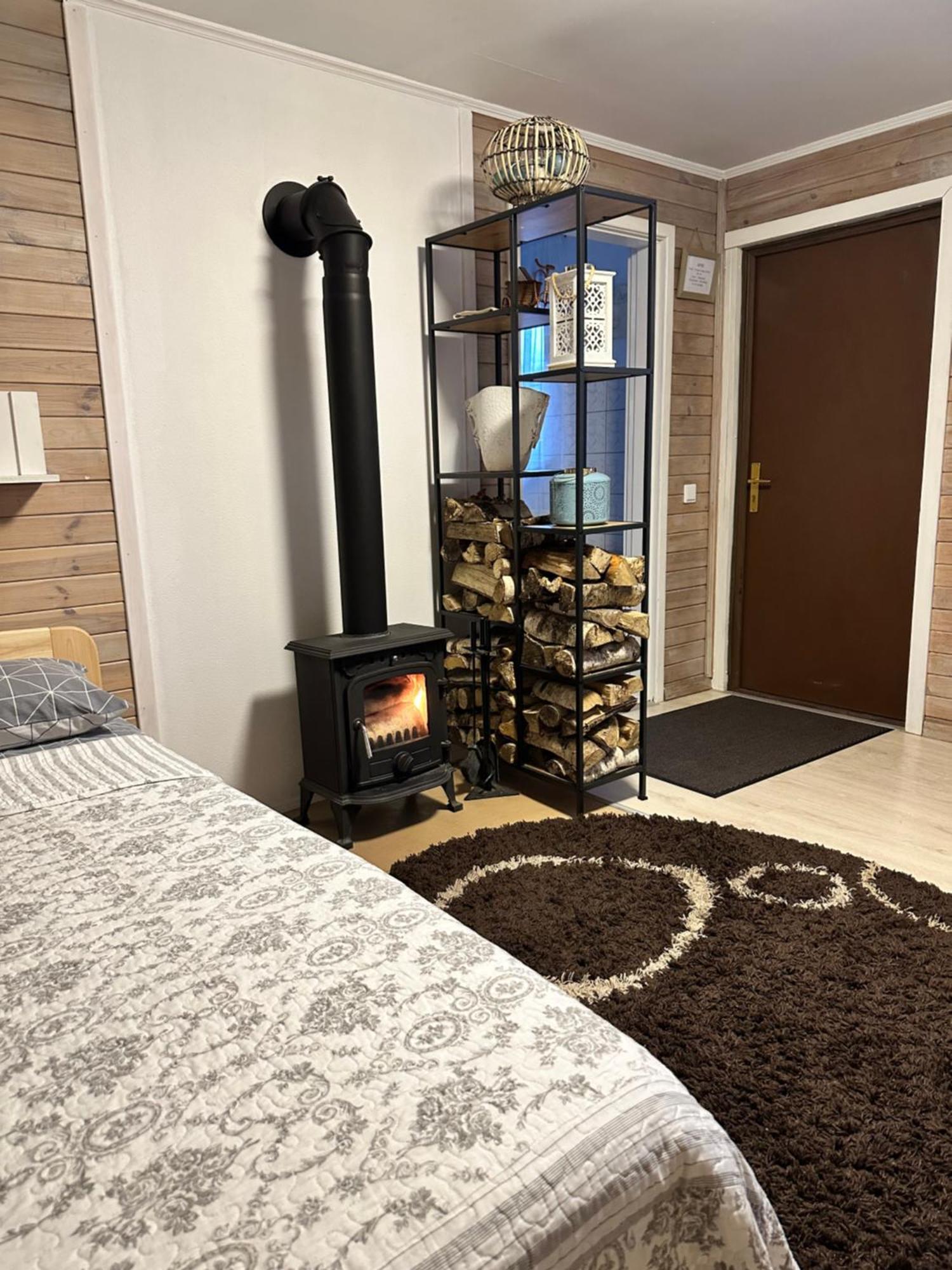 Anni Appartement Ventspils Buitenkant foto